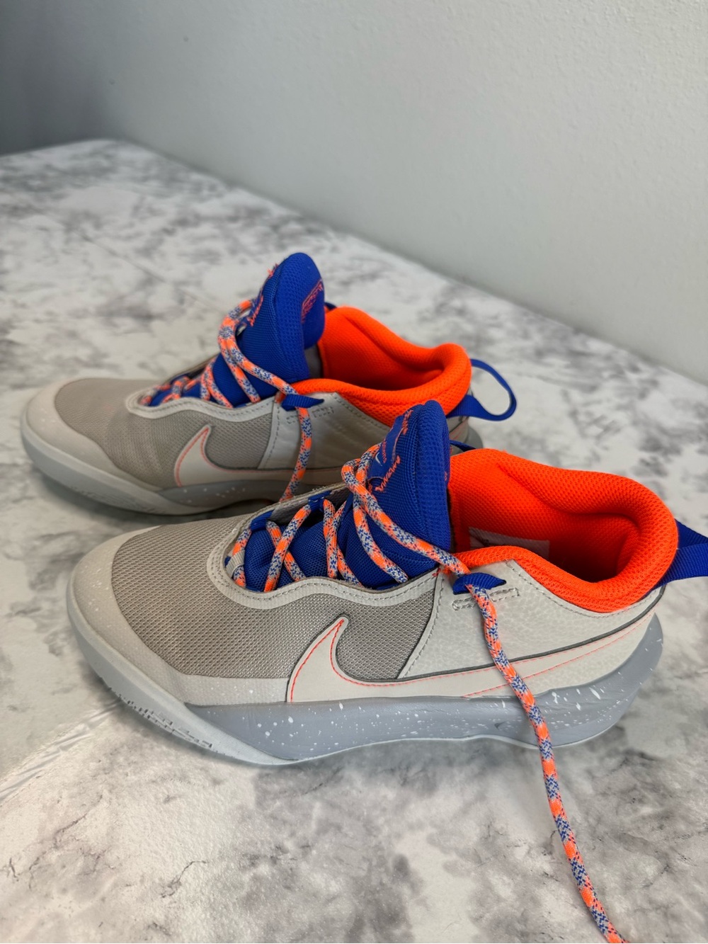 Nike Hustle X Kids Gray Sneakers with Bright Orange & Blue Accents Sz 31/2 Y
